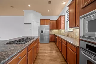 Photo #4: 97648373 Listing 