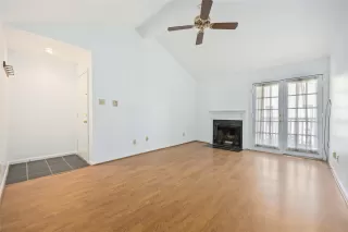 Photo #2: 98210086 Listing 