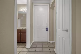 Photo #5: 98243105 Listing