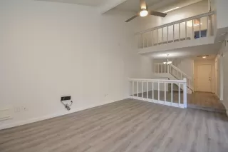 Photo #4: 98330390 Listing