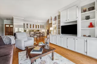 Primary Photo for MLS#: 98403821