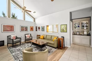 Photo #6: 98511209 Listing 