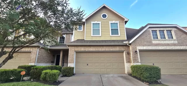 MLS: 98543143 Condo For Sale