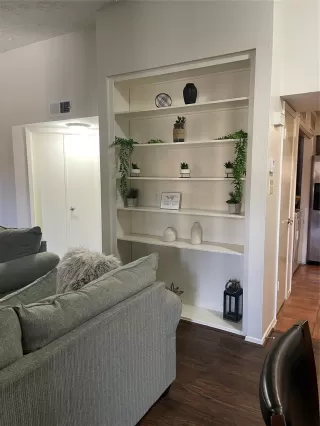 Photo #2: 98601905 Listing 