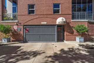 Photo #2: 98658039 Listing