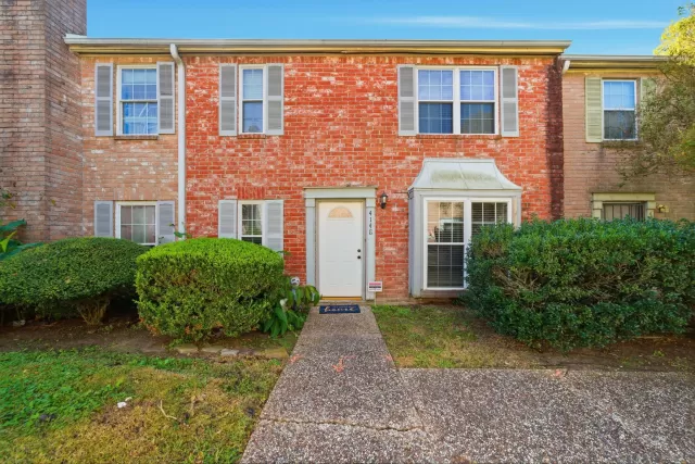 MLS: 98668821 Condo For Sale