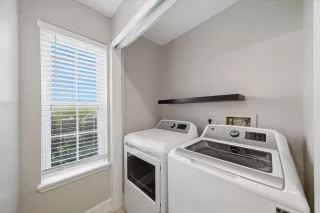 Photo #3: 98668821 Listing