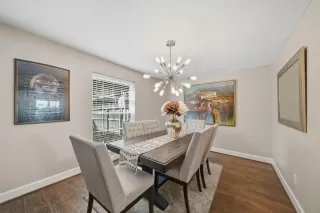 Photo #4: 98668821 Listing