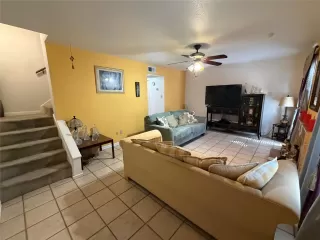 Photo #5: 98908569 Listing 