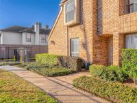 More Details about MLS # 81150494 : 1908 AUGUSTA DRIVE #5